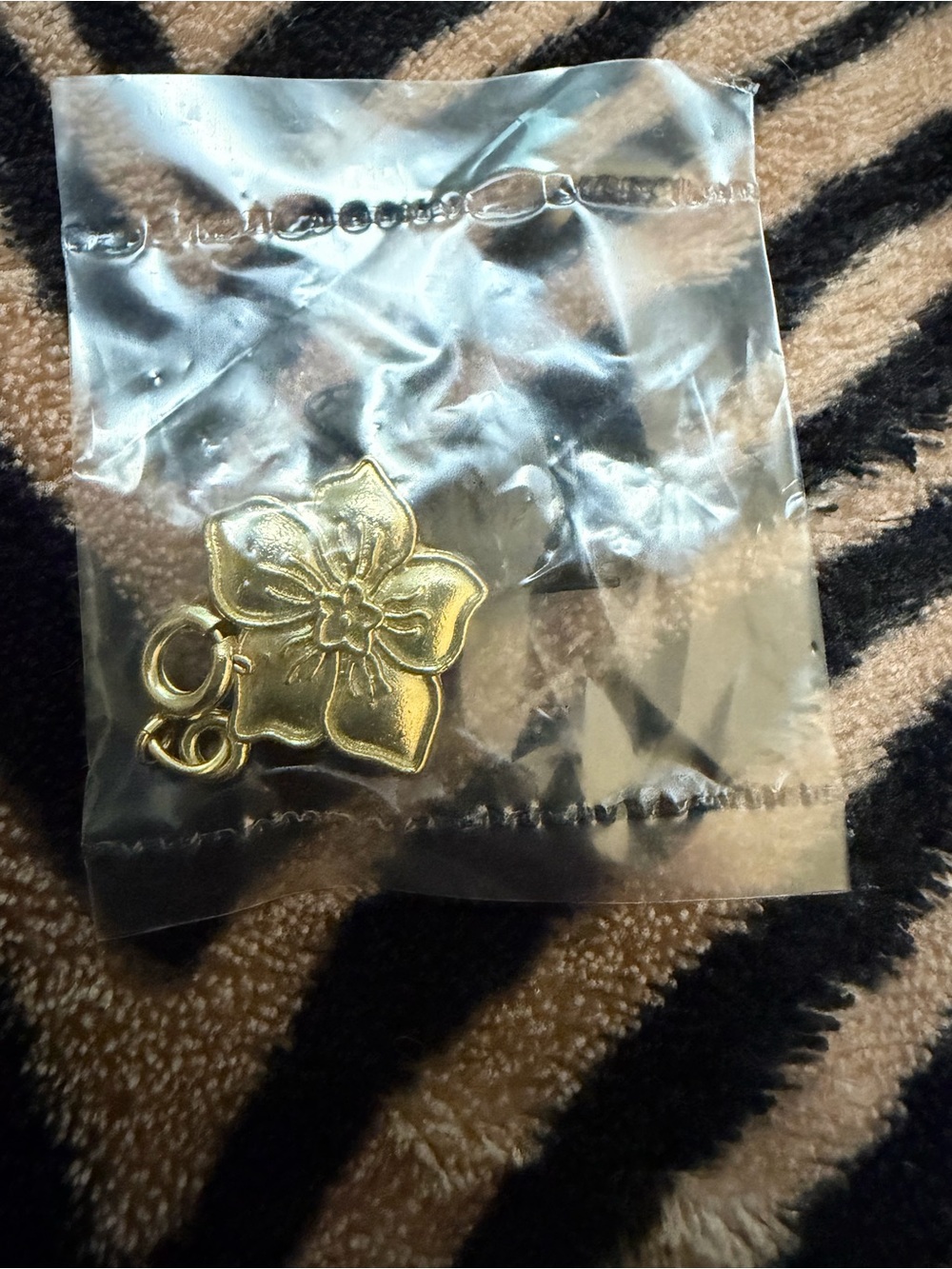 Diamond International Gold Flower Charm Pendant